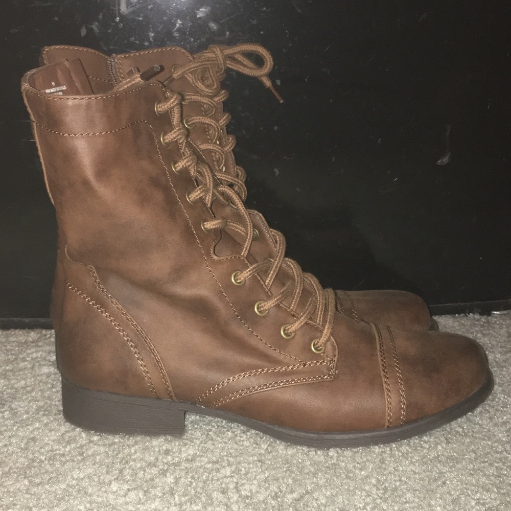 Brown lace up/zip combat boots